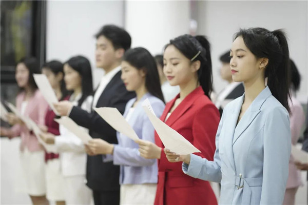 天籁韌���、播表专业模拟考纪�?...