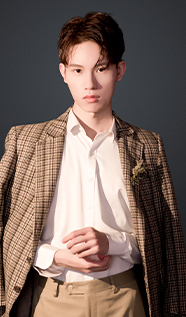 ���术�����培�? /><a  target='_blank'><strong>代佳�?/strong><p>毕业于上������觉艺术学�?/p></a></li>
                        
                            <li><img src='http://m.e44ee.com//UpFile/teacher/20220928/20220928160056_3844.jpg' alt=