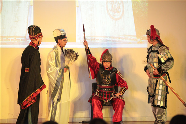 天籁�~�导专业�W�五届戏剧节