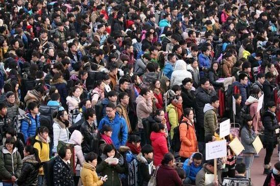 参加�����联考的�����生