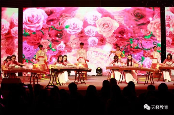 �{�鼓合奏《凤阌���鼓�? width=