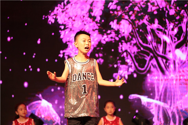 天籁艺术学校�W?2届梦想秀�Q�重庆站�Q? width=