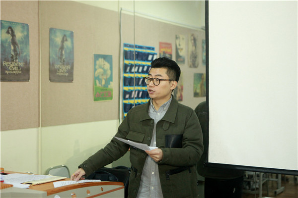 �~�导专业教师译֠�教学