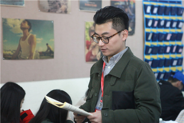 �~�导专业教师译֠�教学