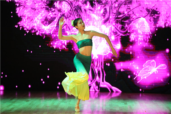 天籁艺术学校.三台��p��术学�?018�U�艺术汇�? width=