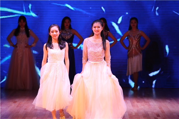 天籁艺术学校.三台��p��术学�?018�U�艺术汇�? width=