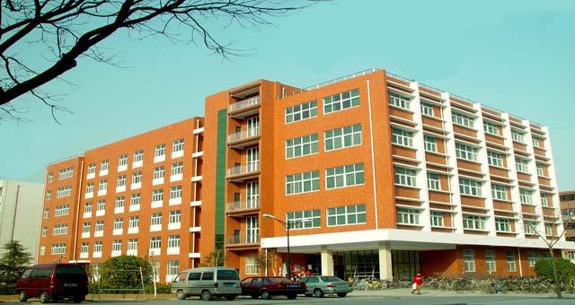 郑州��d��业学�? width=