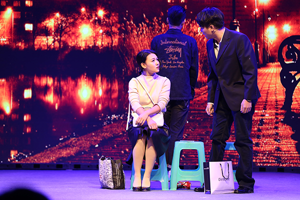 表演�����培�? width=