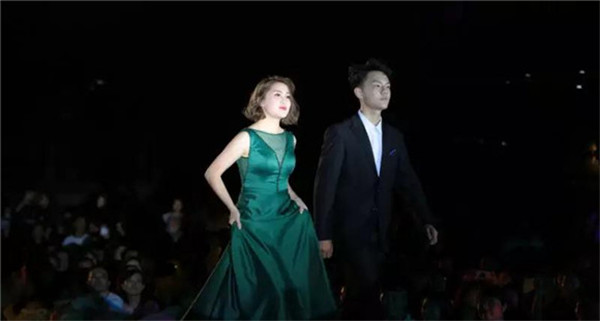 2018四川天籁学霸风云榜颁奖盛�? width=