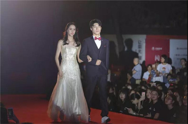 2018四川天籁学霸风云榜颁奖盛�? width=