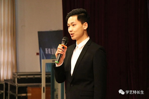 播音����? width=