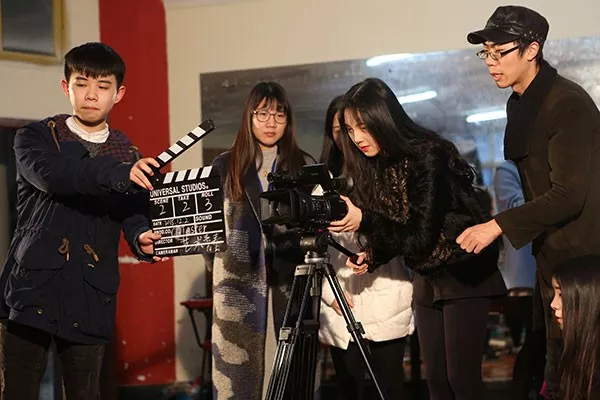 �~�导����? width=