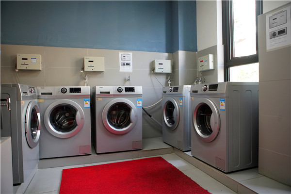 �z�����? width=