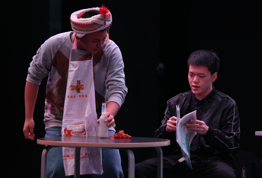 天籁�~�导专业�W�六届戏剧节