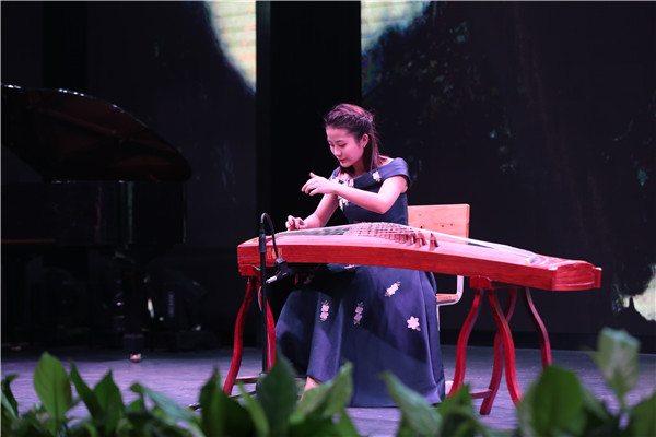 2018�q?1月天�c�艺术学校音乐会��C��器乐专场