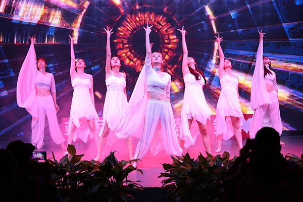 重庆天籁艺术学校�W?3届梦想秀