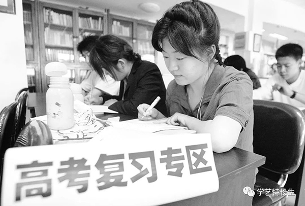 文化译֭��? width=