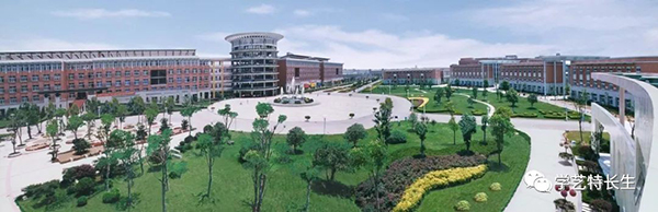 艺术�c�院�? width=