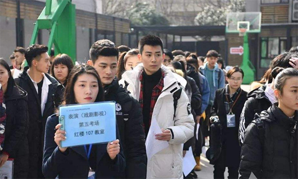 ����? width=