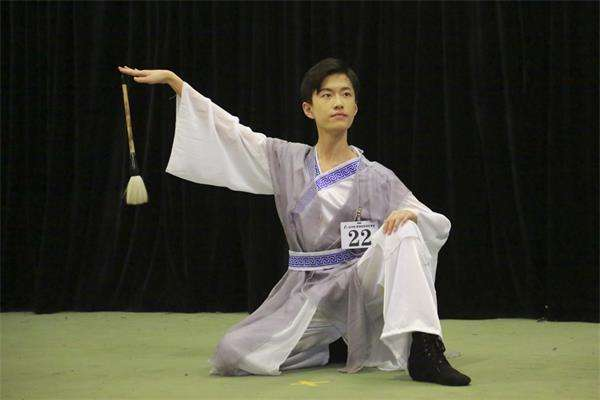 表演����? width=