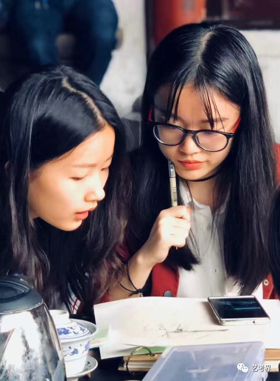 央美状元李劲�? width=