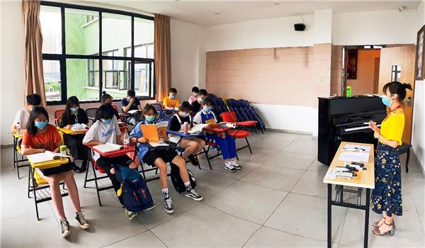 高考集�? /> 
</p>
<p style=