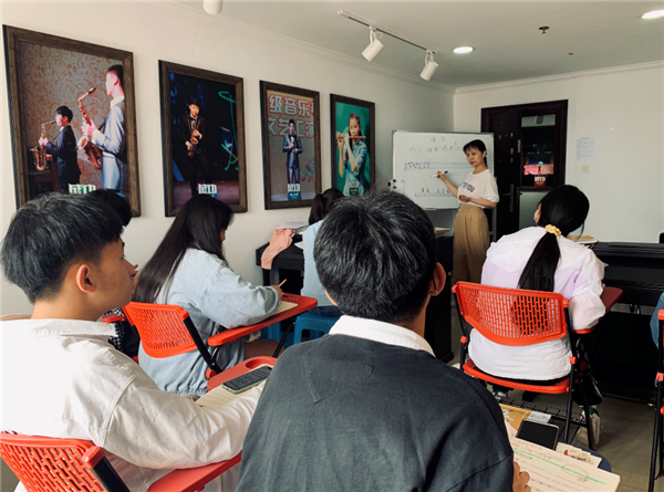 高考集�? /> 
</p>
<p style=