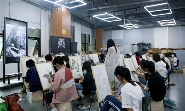 �����集�? /> 
</p>
<p style=