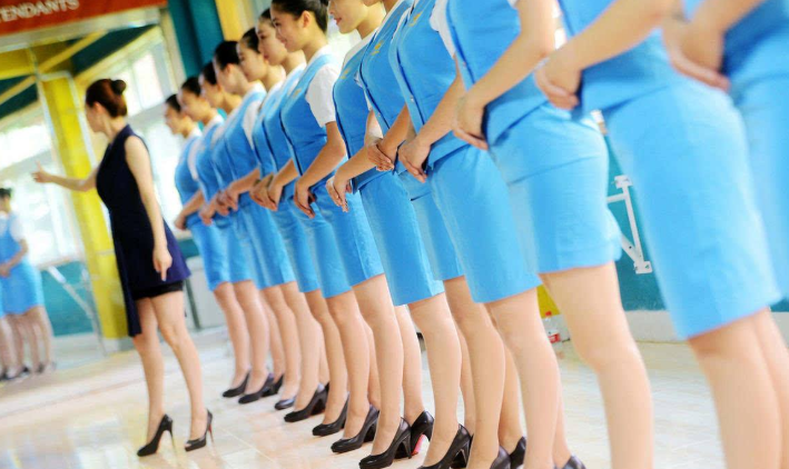 �����培训机构大概多���钱