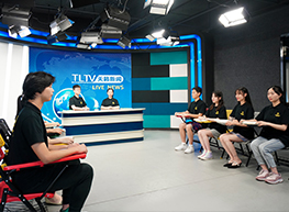 天籟藝術學校播音教學圖